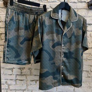 MEDIUM BALMAIN MEN'S GREEN GRAPHIC SET SHIRT AND SHORT NWT